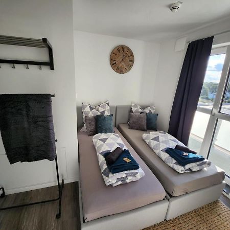 Cozy Apartment Mit Wifi, Aufzug & Kostenlos Parken El-Living Augusta Esterno foto