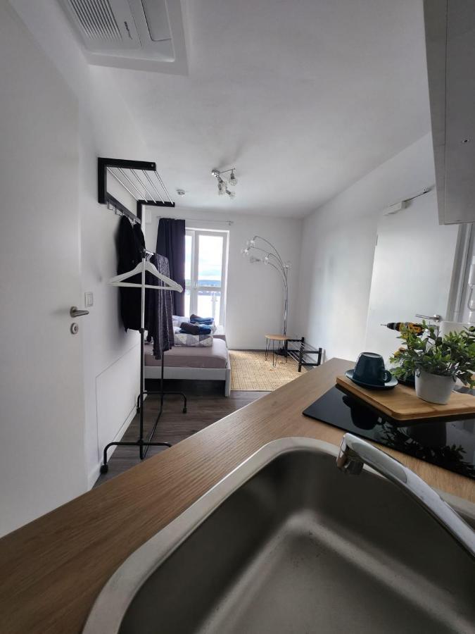 Cozy Apartment Mit Wifi, Aufzug & Kostenlos Parken El-Living Augusta Esterno foto